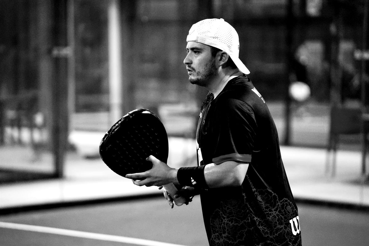 A player waiting at the net